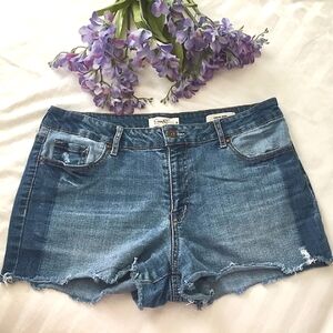 🌸Like New-Jessica Simpson Distressed Cherish Jean Short 31